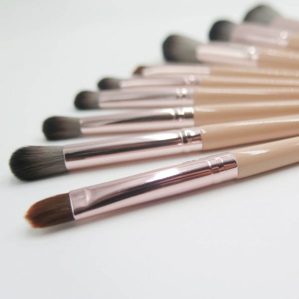 Lavish Rose Brush Set - Image 3